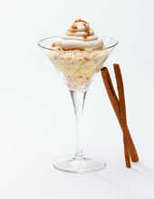Apple-Streuselkuchen-in-a-glass-with-Apple-Cinnamon-Mousse